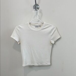 Aritzia Sunday Best White Short Sleeve Tee